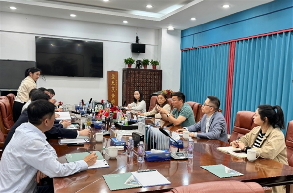 2024-4-25區(qū)領導一行蒞臨我司走訪調研743